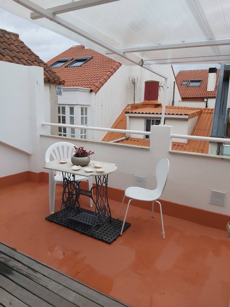 The Vertical House, With Terrace In Historical Centre