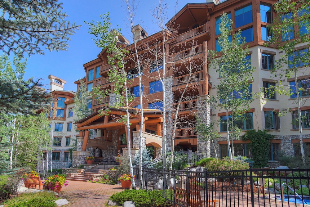 Gorgeous 2 Bd With Lift View In Beaver Creek 2 Bedroom Condo by RedAwning