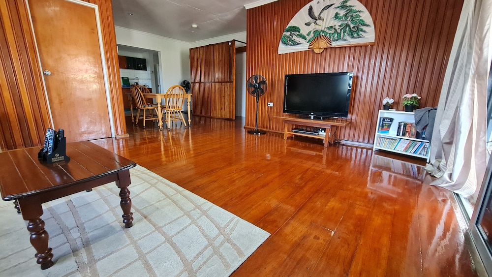 Axis Apartments