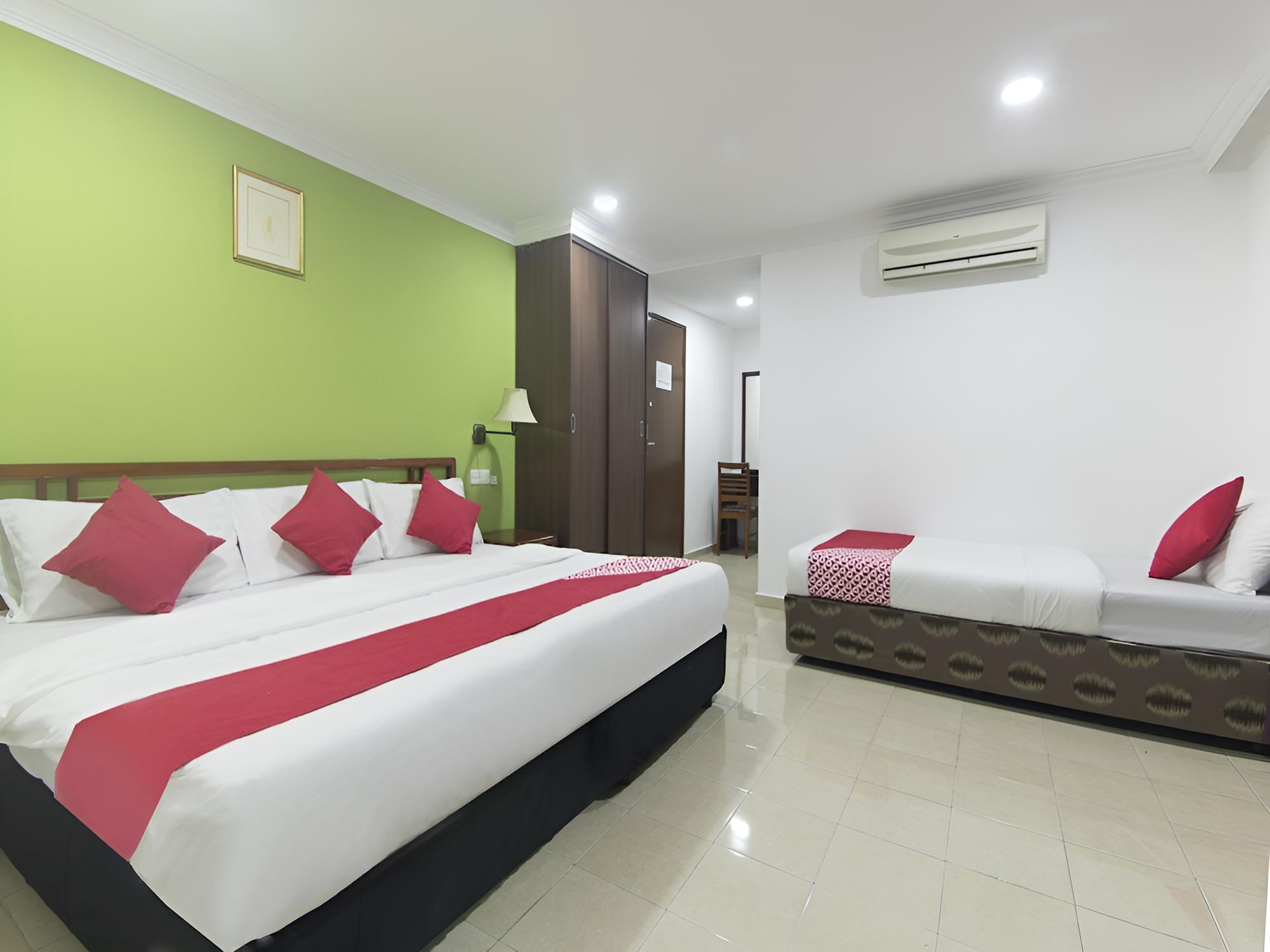 OYO 805 Hotel Run Star
