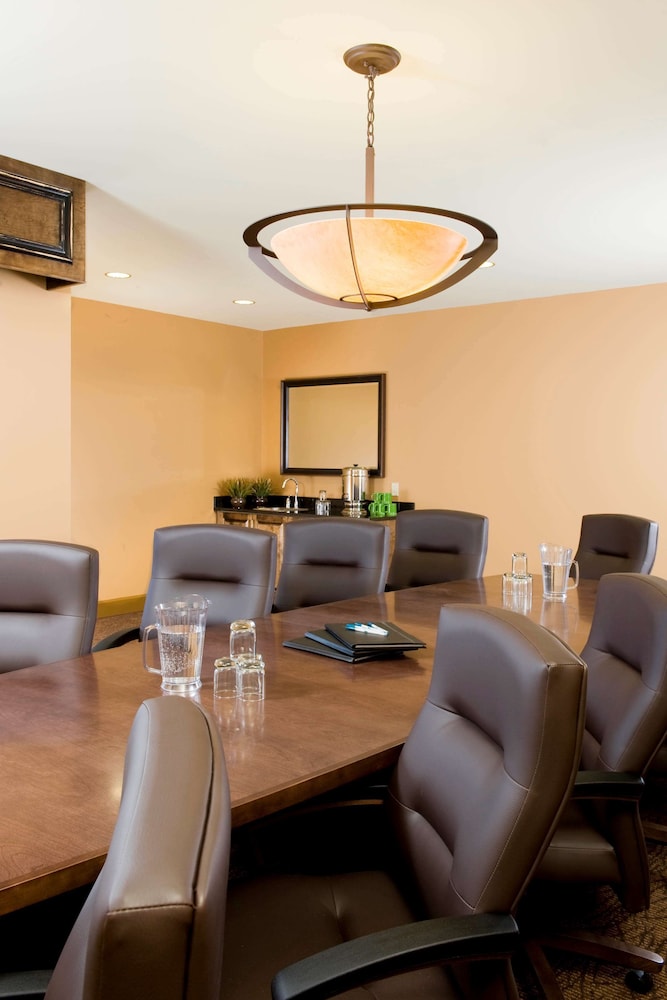 Bozeman Vacations - Homewood Suites by Hilton Bozeman - Property Image 5