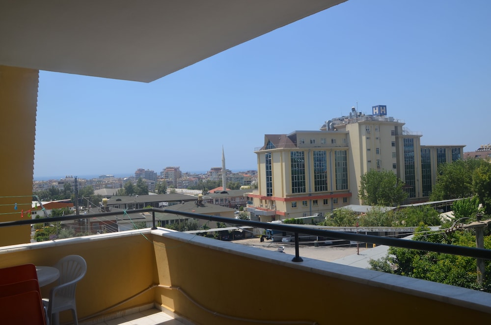 Rose Garden Apart Hotel - Image 46