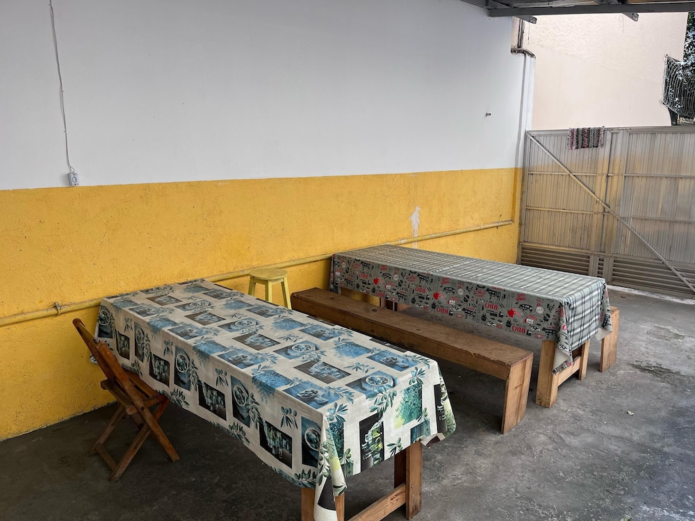 Colinna Hostel