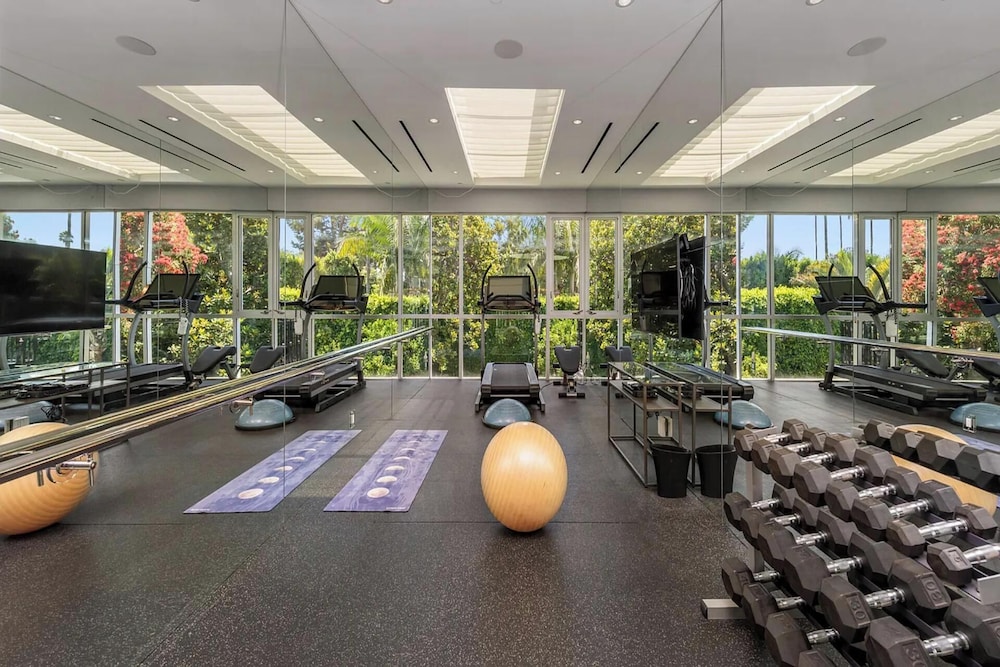 Alta Royale - Exquisite Designer Retreat Near Soho House & Rodeo Drive