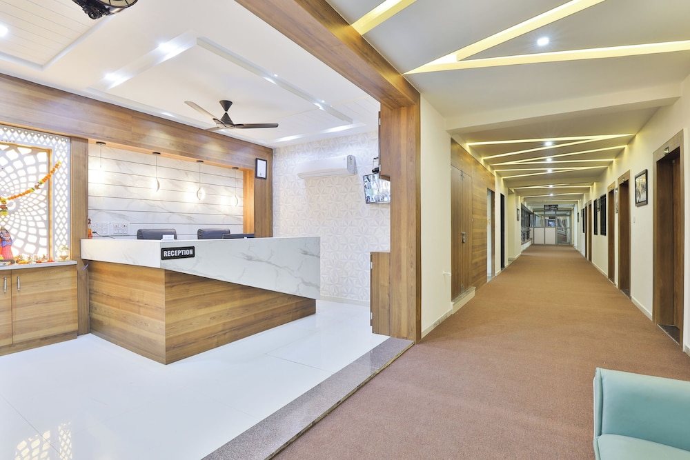 Hotel SR Radhey