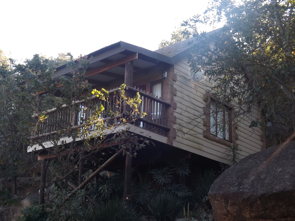 Bundu Lodge