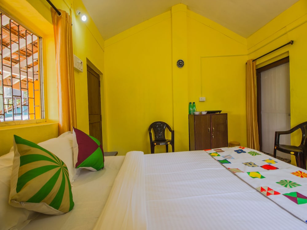 OYO 13117 Home Lake View Studio Canacona