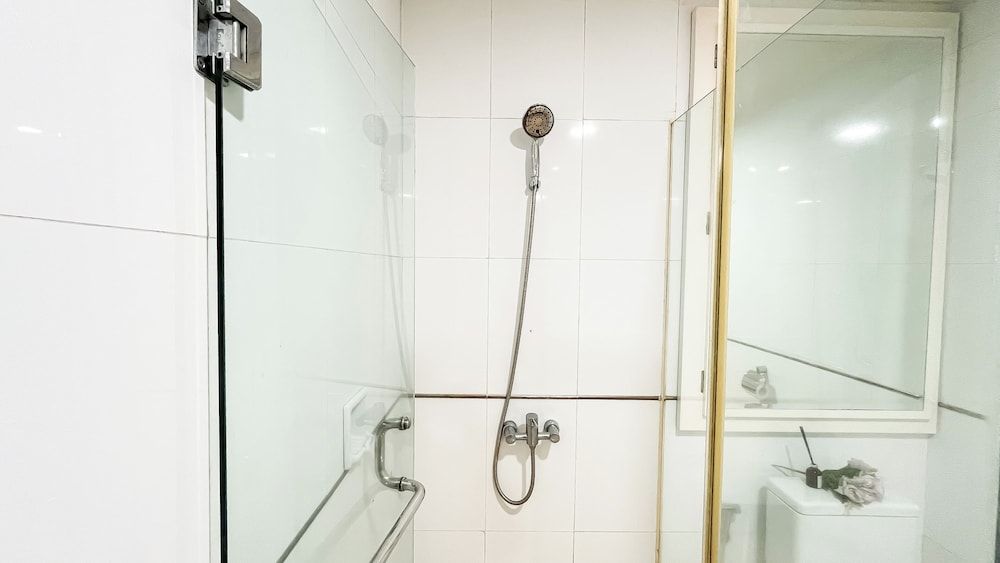 Spacious Luxury 2Br Apartment With Extra Room At Fx Residence