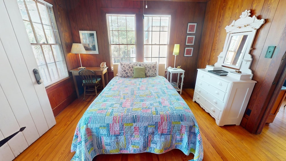 3 10th Place by Tybee Vacation Rentals
