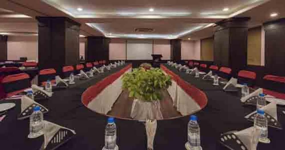 meeting & event spaces