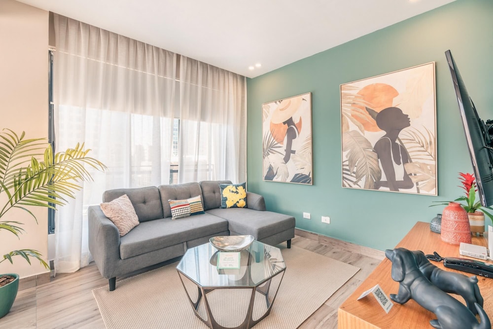 Regatta Living II With Breakfast Included - 802 view 5