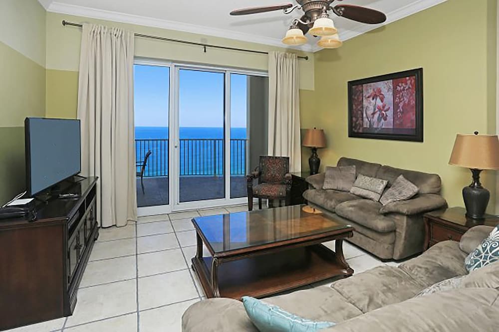 Ocean Villa 2305