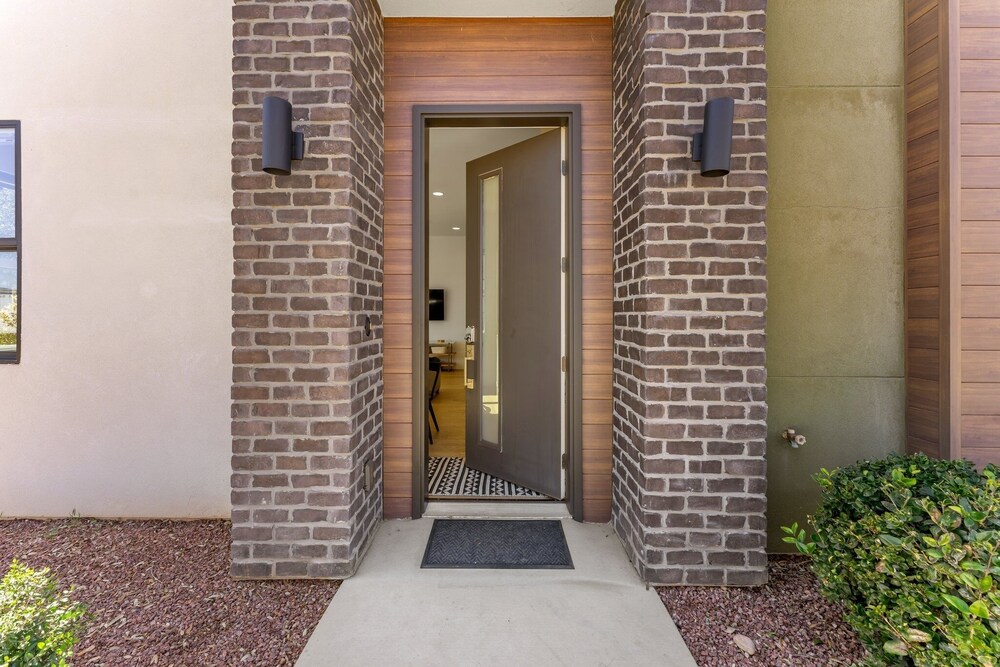 Villa #15 At Bloomington Country Club 4 Bedroom Townhouse