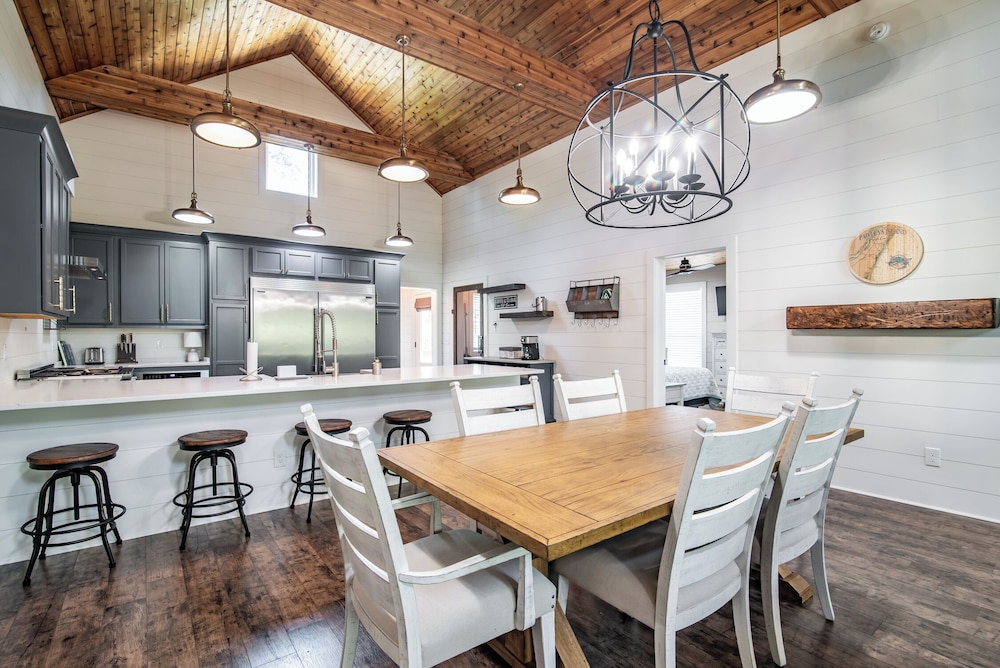 Lachicotte Vacation Rentals