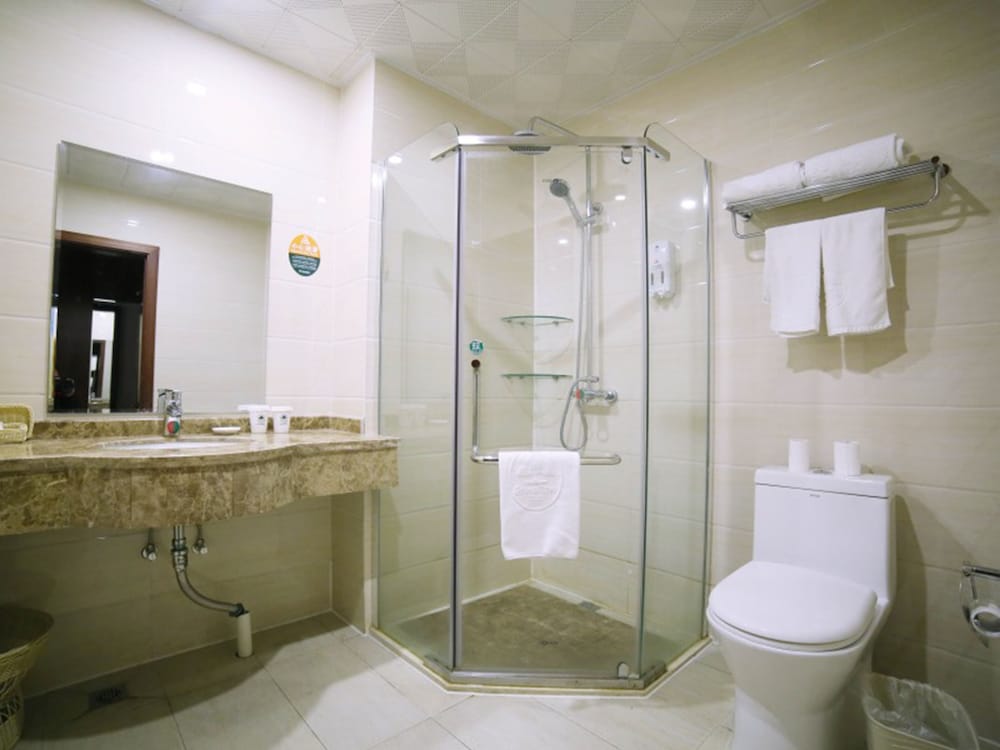 GreenTree Inn Huaian Chuzhou Avenue Zhou Enlai Memorial Hall Hotel - Property Image 3