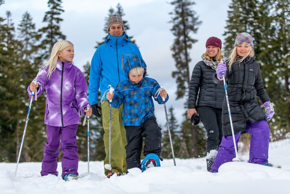 Lake Tahoe Vacations - VIP Ski-In Ski-Out Northstar Ski Trails by Sierra Getaways - Property Image 5