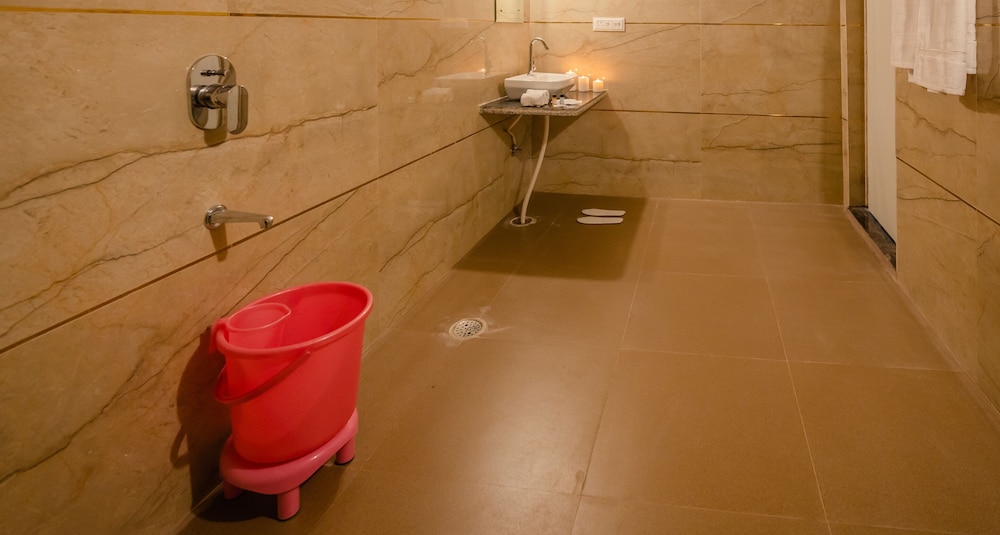 CAMP JAISALMER INN