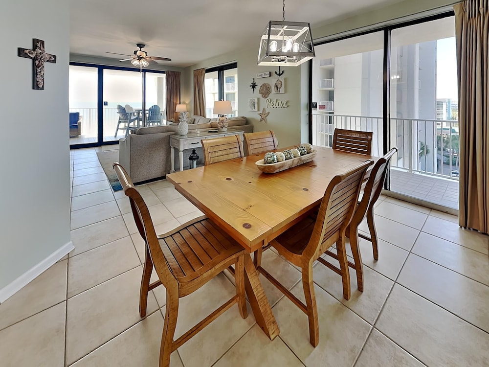 Pelican Pointe by Southern Vacation Rentals