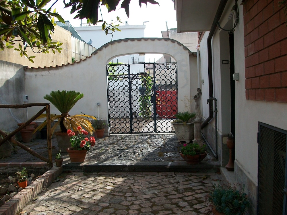 Photo 13