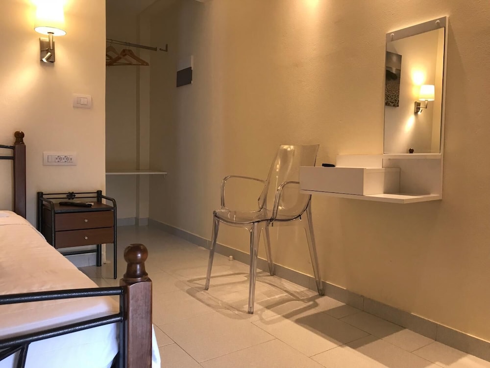 Fira home 3 view 2