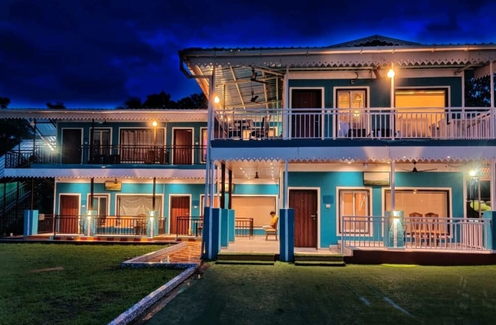 Splash Resort