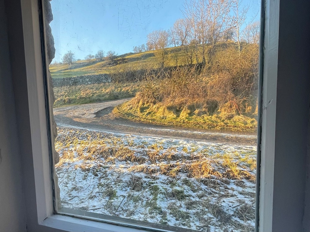 Joyces Cottage, 2 Brown Hill