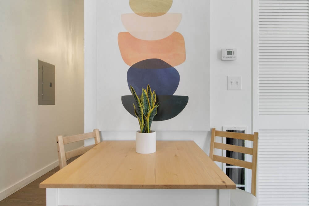 Stylish 1BR in West Loop - Lake 301 rep