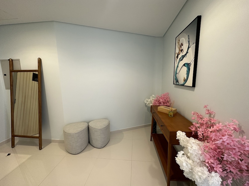 2B-Midtown-5411