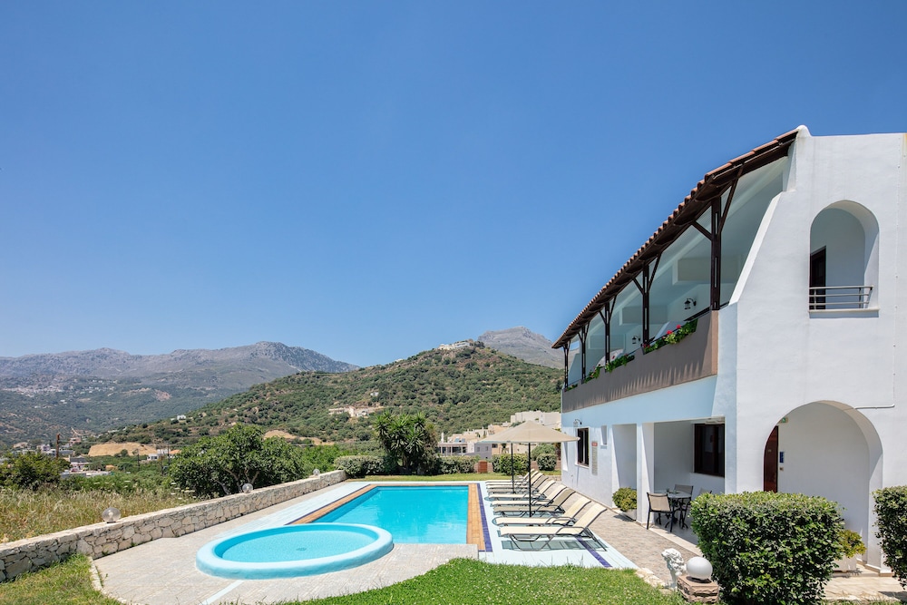 Anthos Apartments