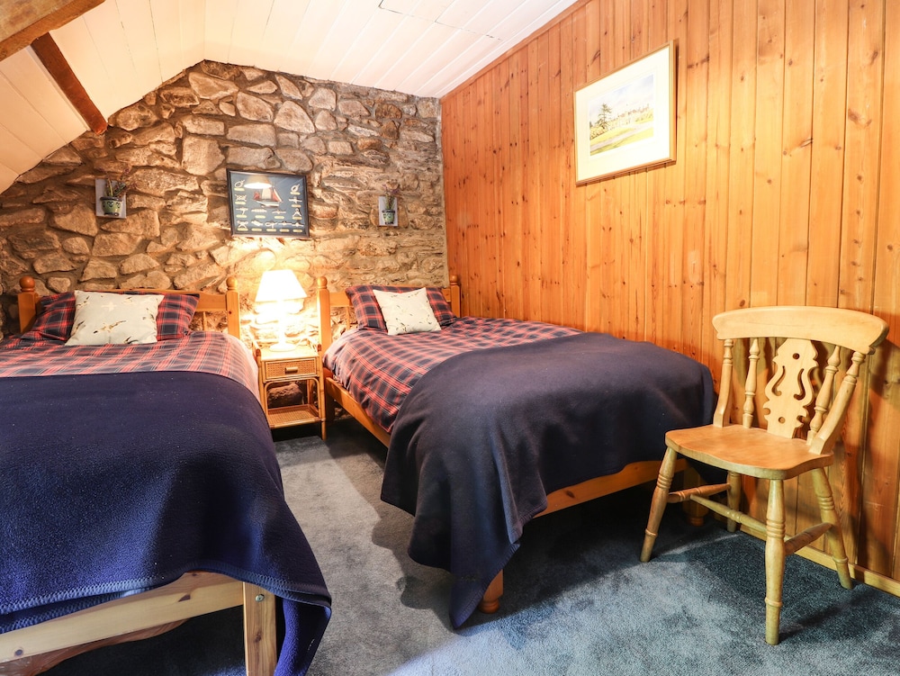 Tyddyn Bach