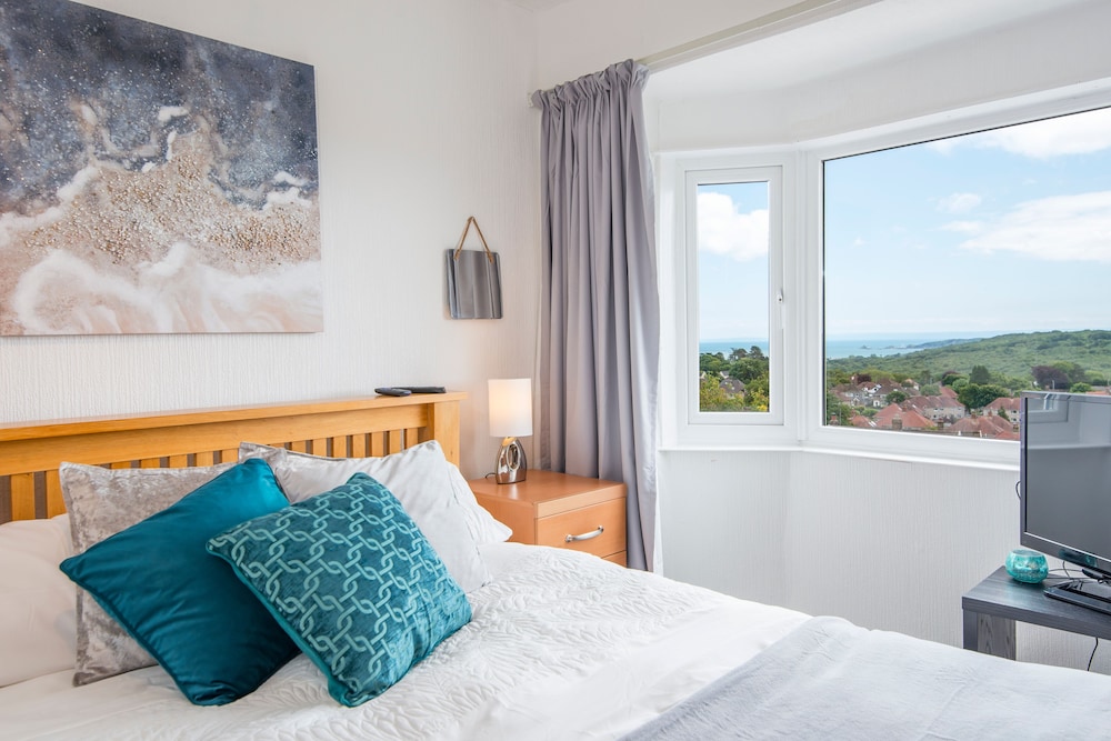 2Bd House With Stunning Views Of The Sea And Gower