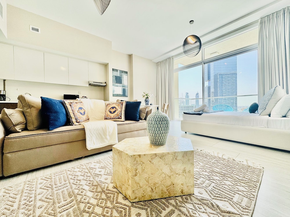 Venduras - Charming 1BR Haven in Jaddaf