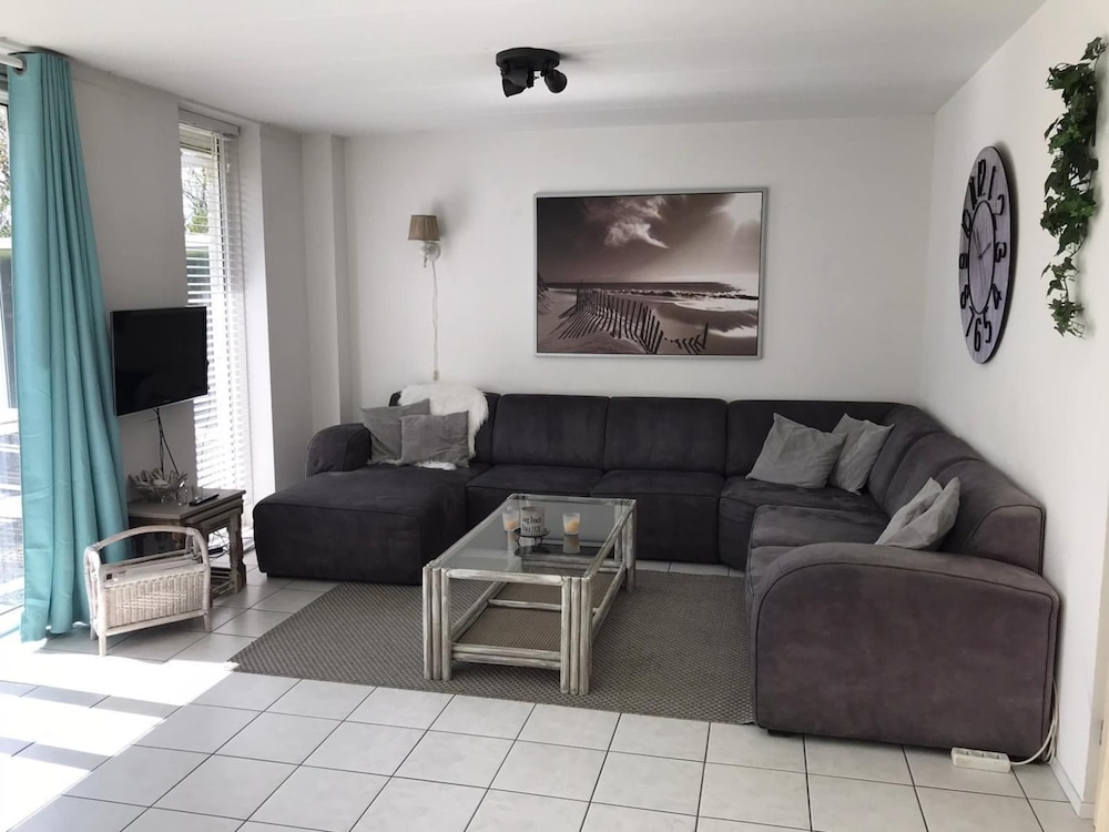 Comfortable 6-person Holiday Home