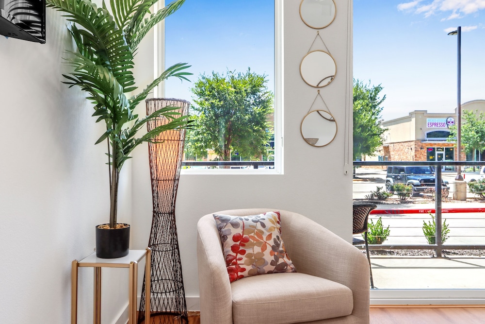 Relax in a Luxe Resort-style Condo