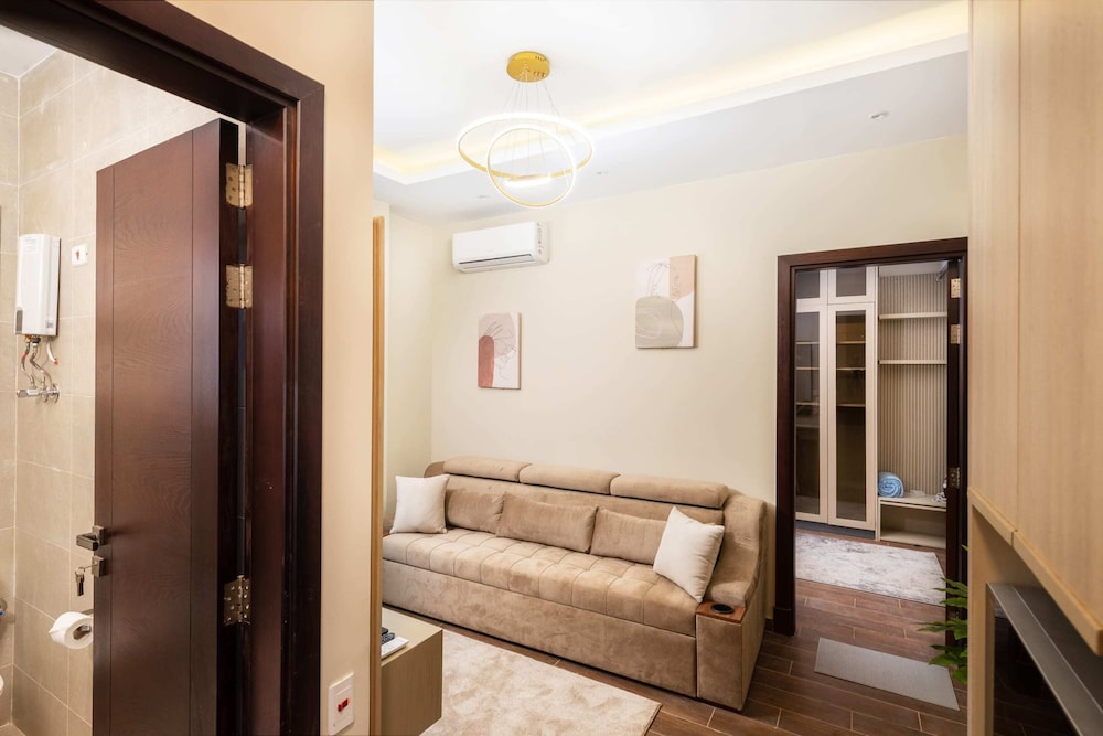 Xuru Stays I The Serene Suite A Rooftop Studio @ New Cairo