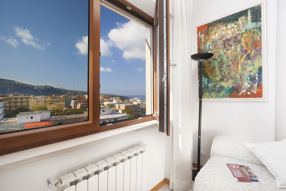 Estate4home - Casa Miramare