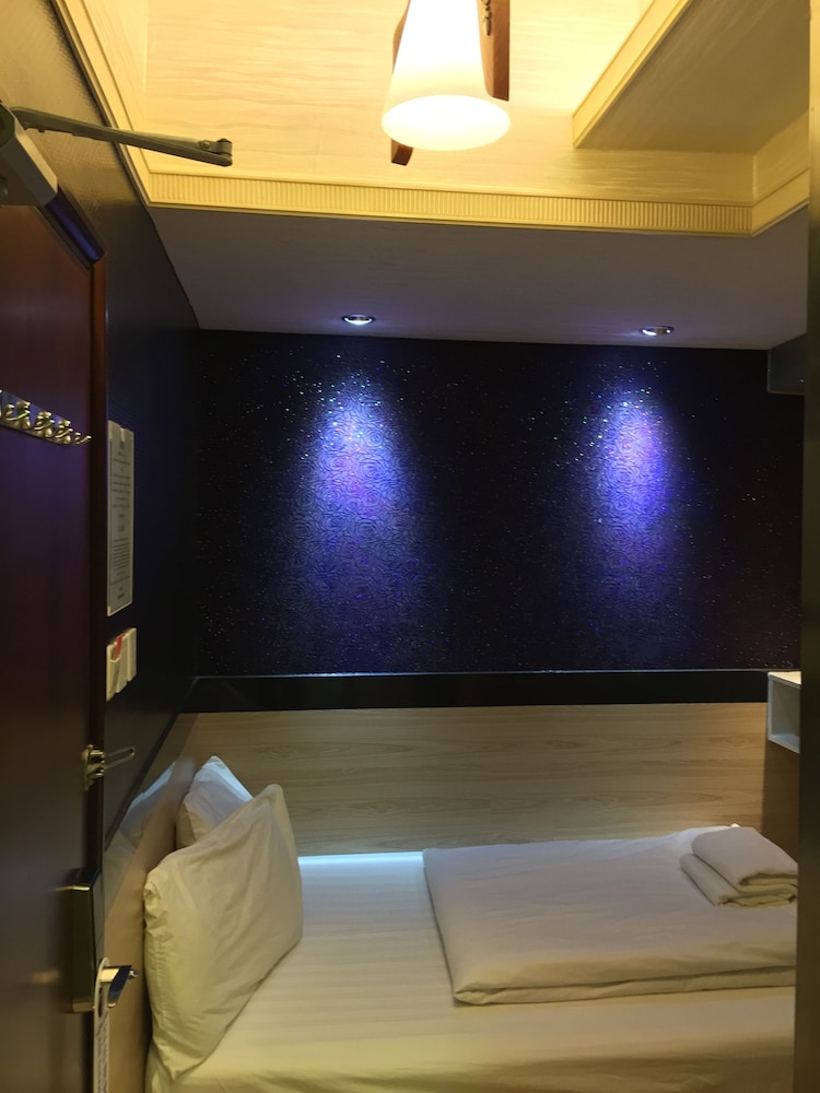 Rai Lei Hostel