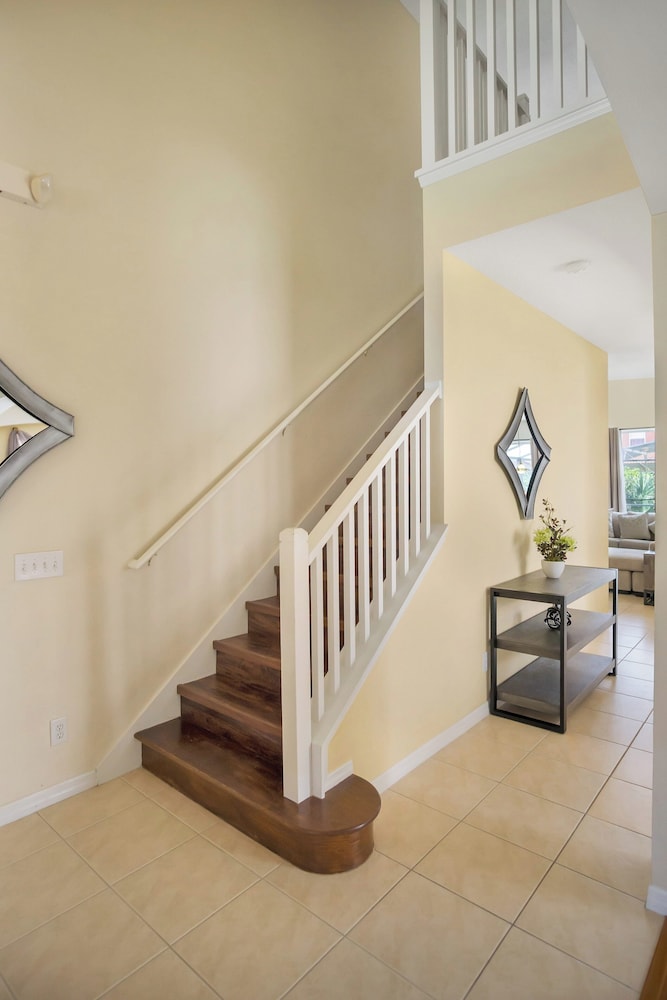 Enchanted 5BR Townhome Disney Fun Awaits