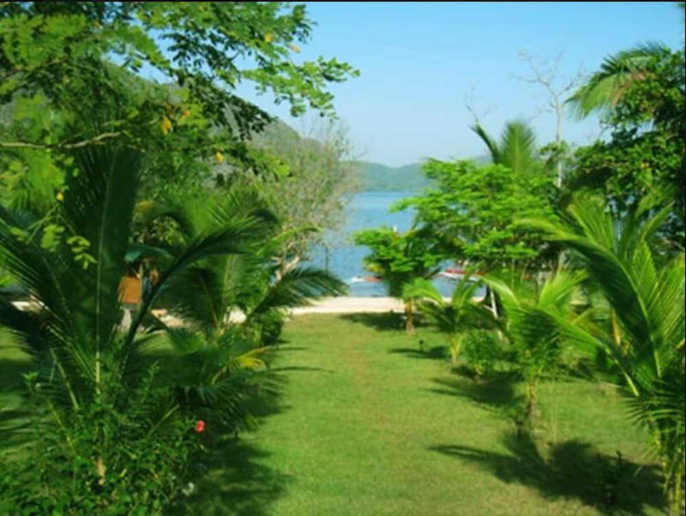 Majika's Island Resort