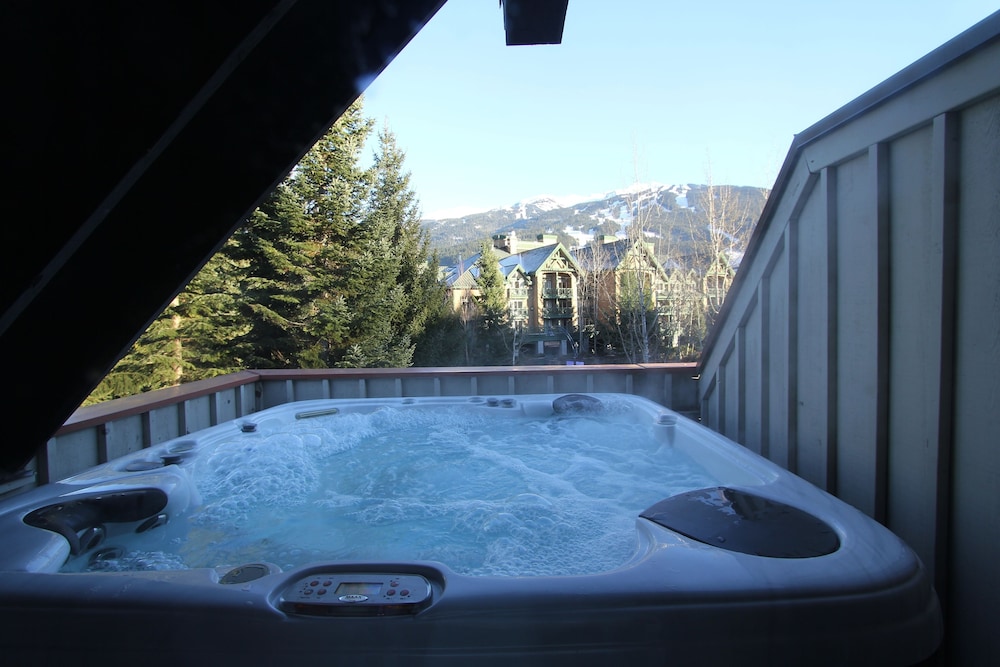 Signature Condos By Whistler Retreats
