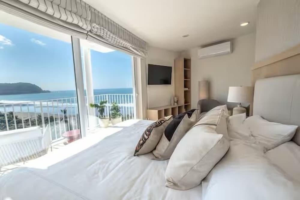 Pacific Point 1106B
