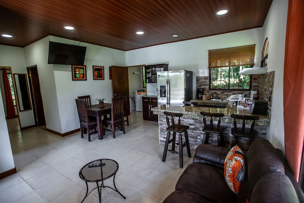 Monteverde Cloud Forest Vacations - Villas Macadamia - Monteverde - Property Image 7
