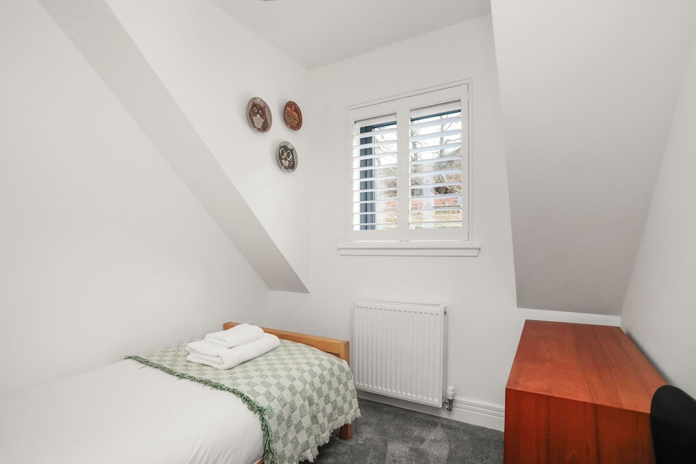 27 Strathtay Lodges