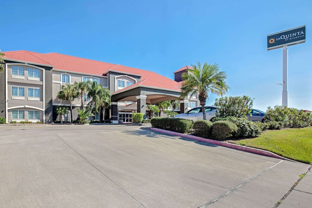Hotel La Quinta Inn & Suites by Wyndham Corpus Christi Airport