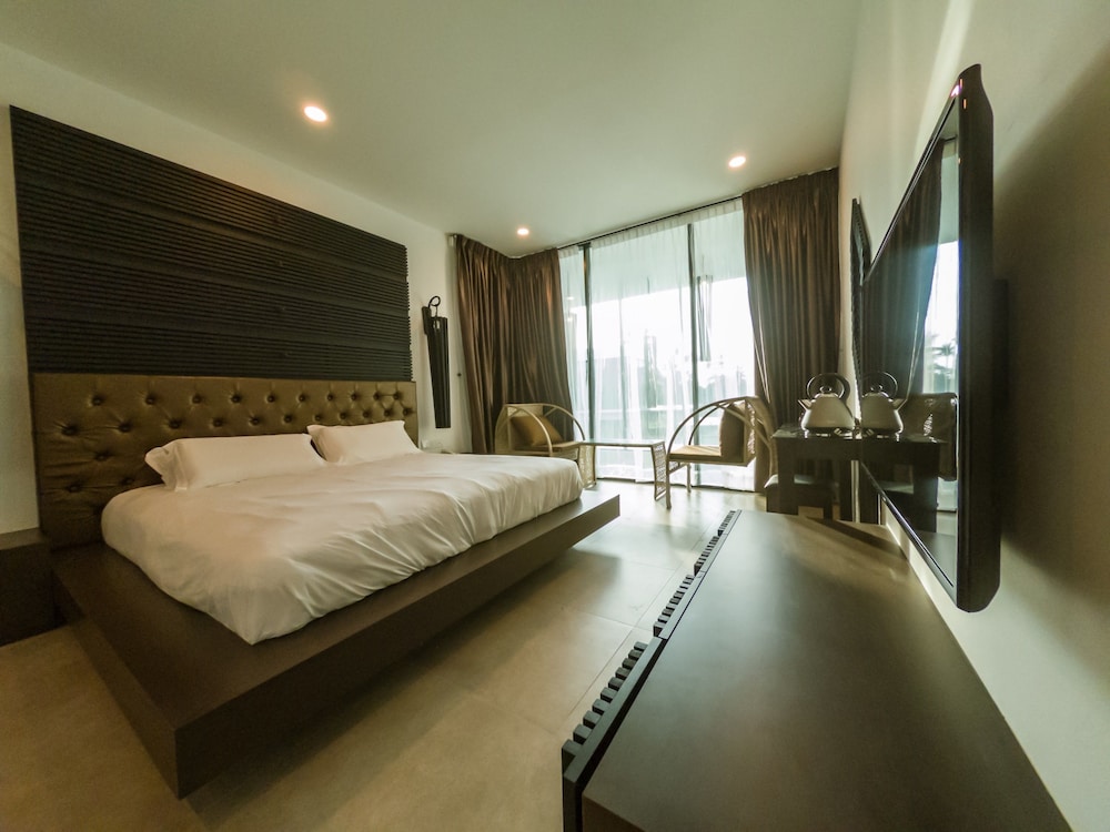 Hermitage Boutique House