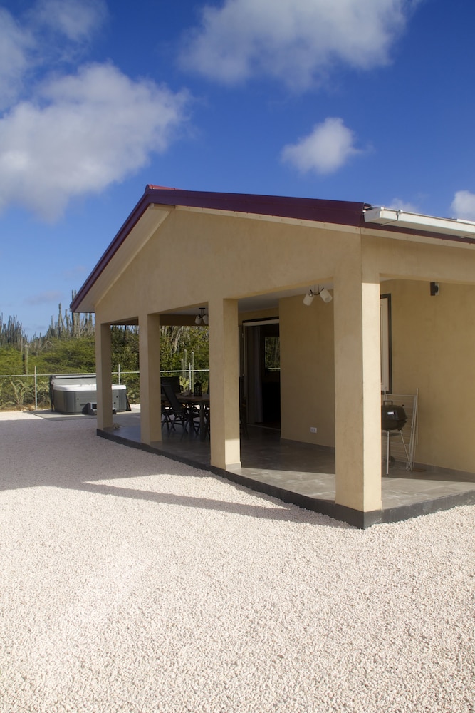 Holiday House Bonaire