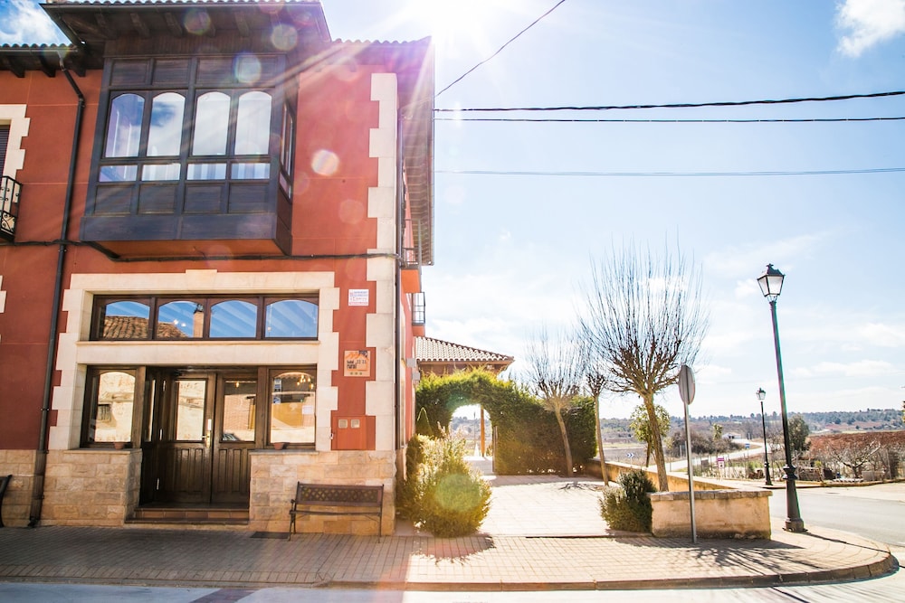 Hotel Restaurante Quintanares - Property Image 79