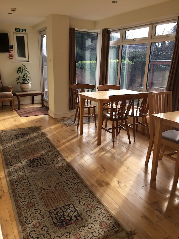 Sutton Guest House