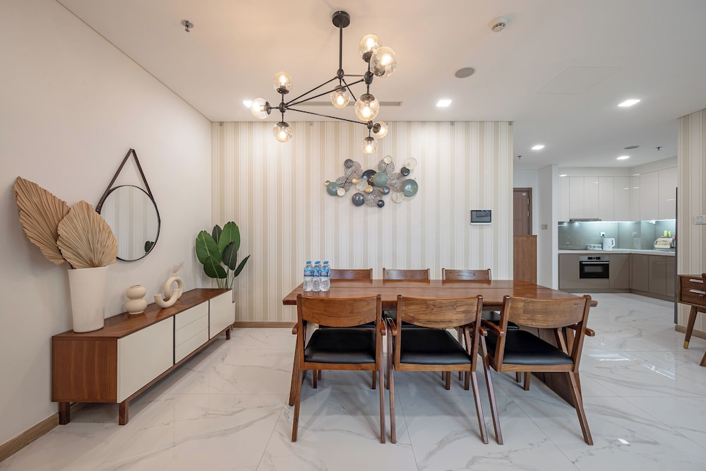 Landmark 81 & Vinhomes - ZEN Saigon Citypoint.