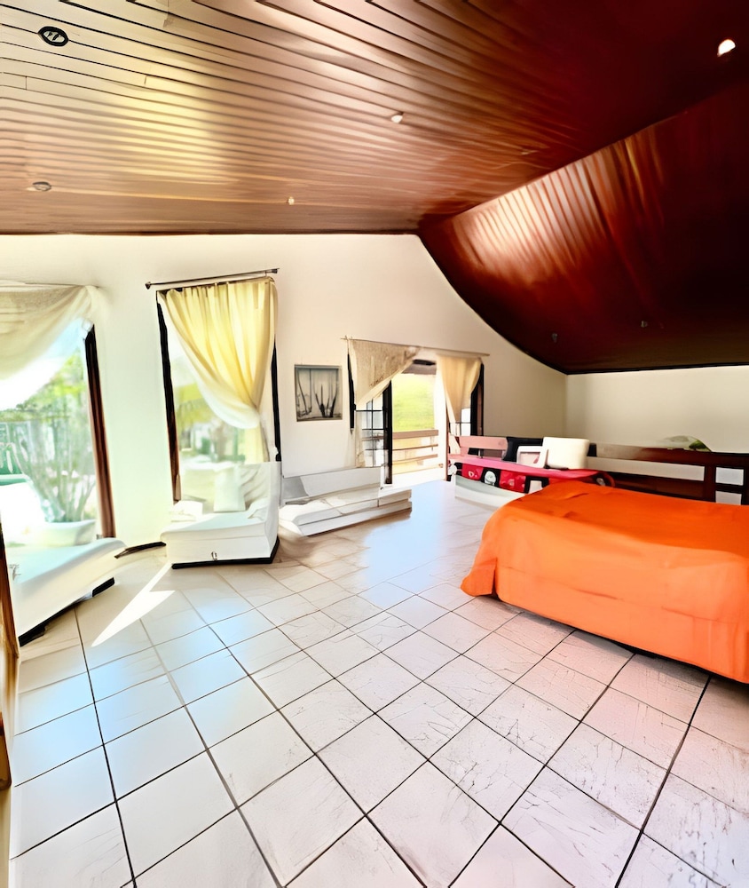 Casa com piscina em Acapulco Guarujá SP3